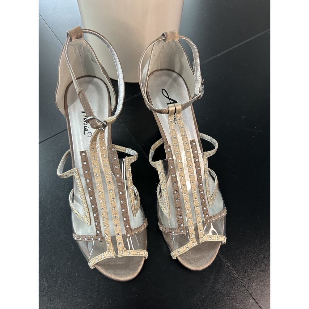 Annie Shoes Lois Taupe Multi Satin Heels Size 9 Brand New in Box